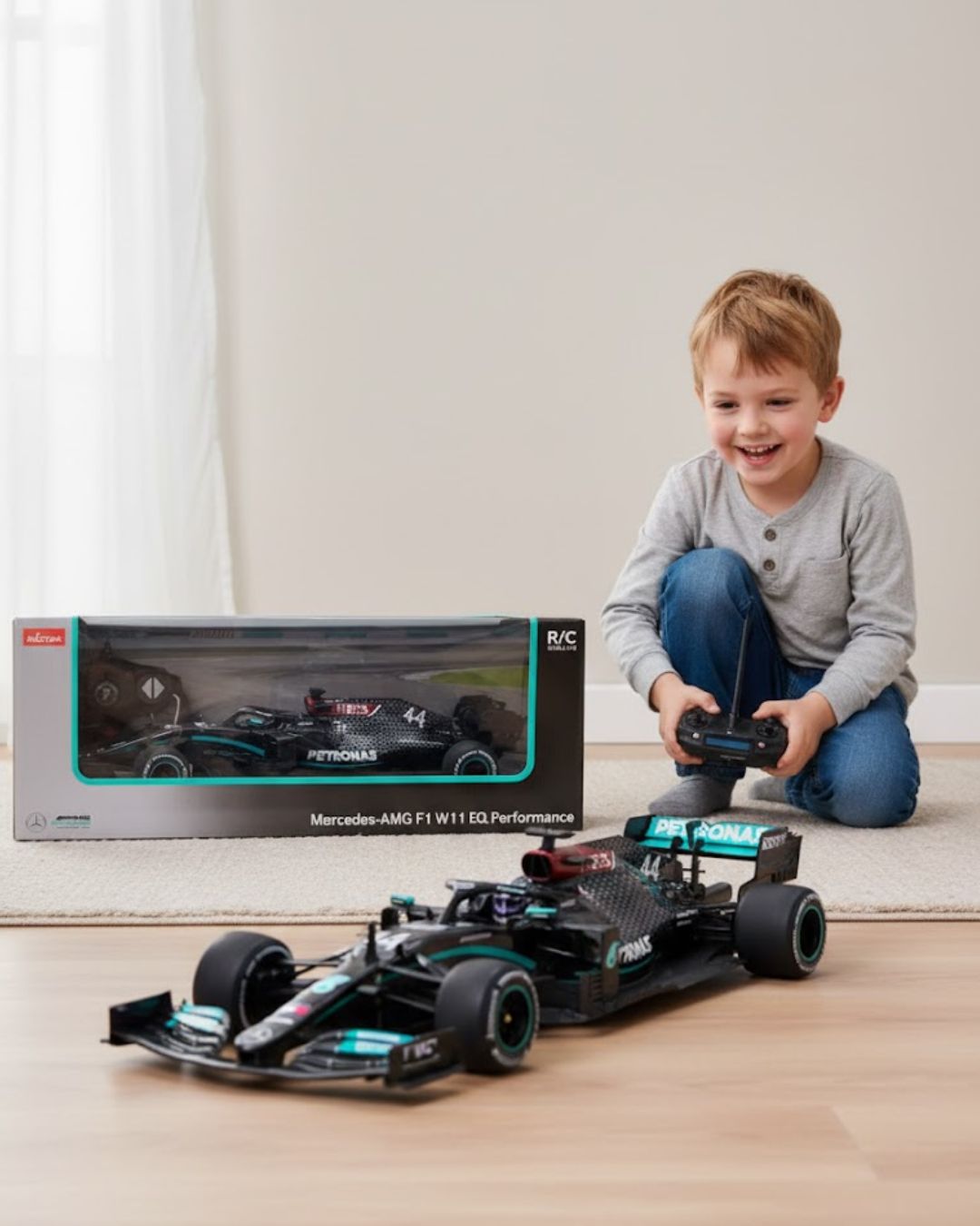 Formulu 1 Mercedes-AMG F1 W11 EQ Performance Formulu 1 Mercedes-AMG F1 W11 EQ Performance